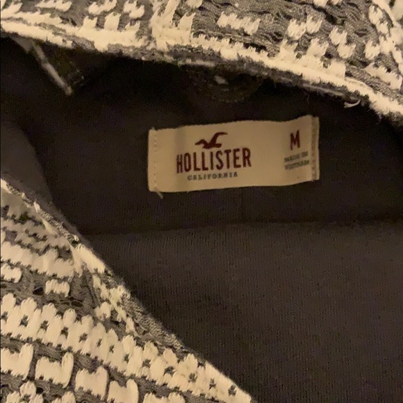 Medium hollister dress worn only once - Picture 2 of 2